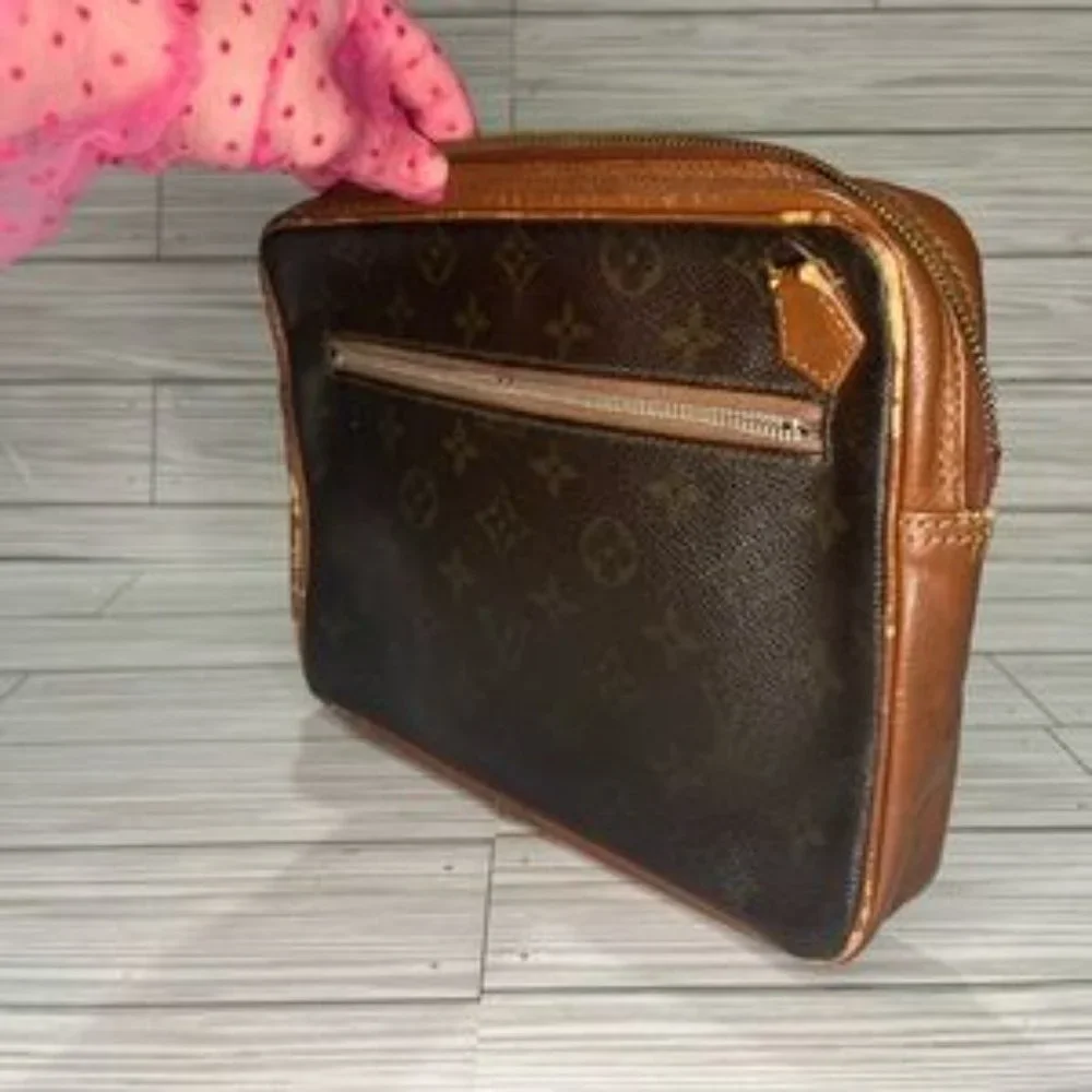 Louis Vuitton Monogram Pochette Second 184 Sport Clutch***